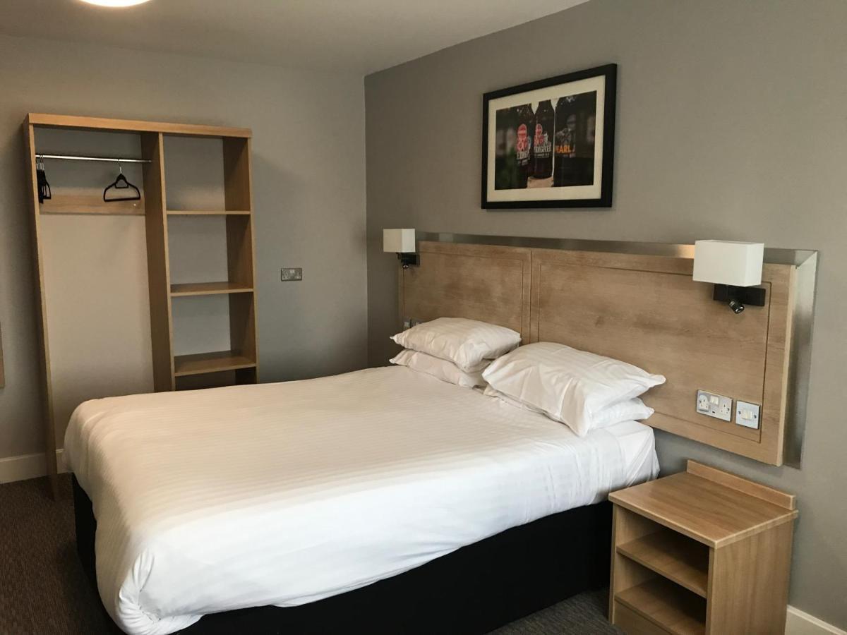 Crown, Droitwich By Marston'S Inns 외부 사진