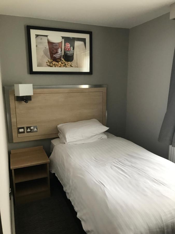 Crown, Droitwich By Marston'S Inns 외부 사진