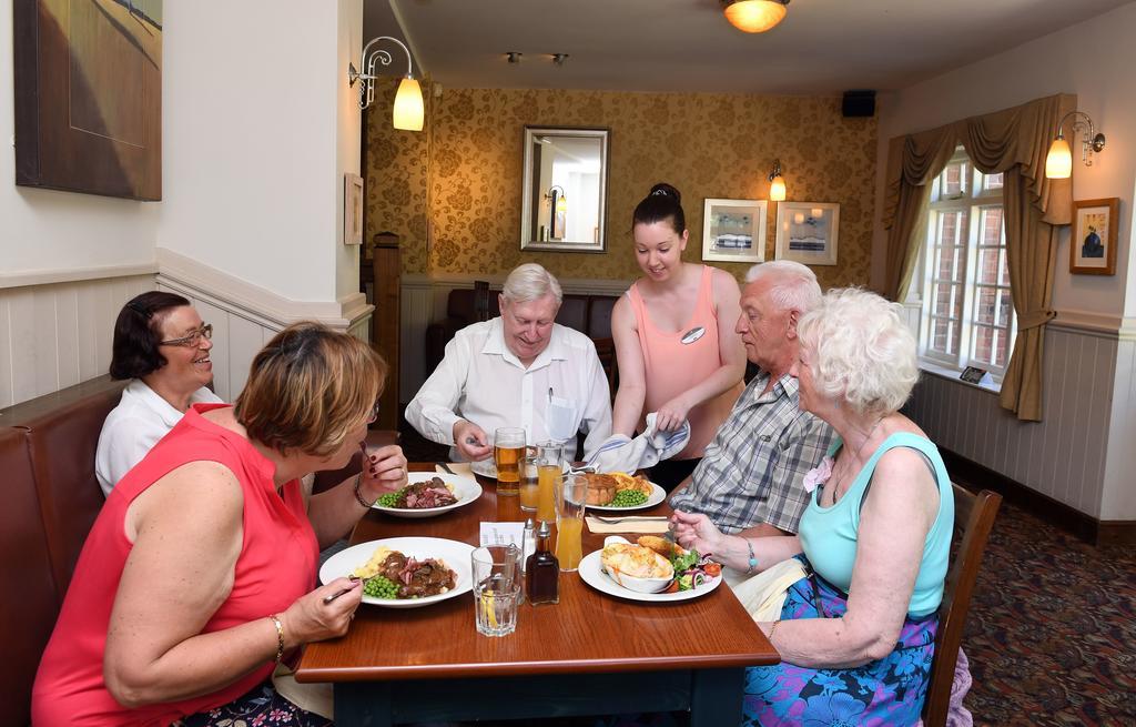 Crown, Droitwich By Marston'S Inns 외부 사진