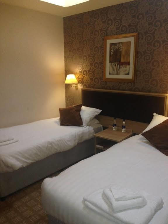 Crown, Droitwich By Marston'S Inns 외부 사진