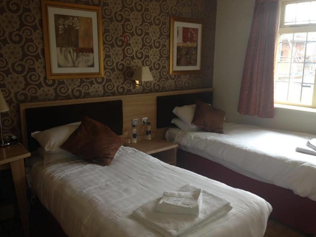 Crown, Droitwich By Marston'S Inns 외부 사진