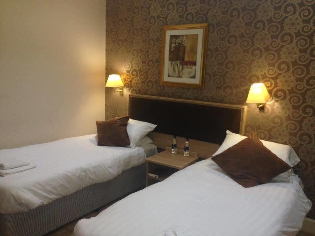 Crown, Droitwich By Marston'S Inns 외부 사진